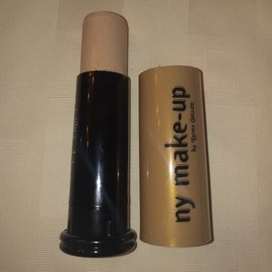 Laura Geller Foundation Stick